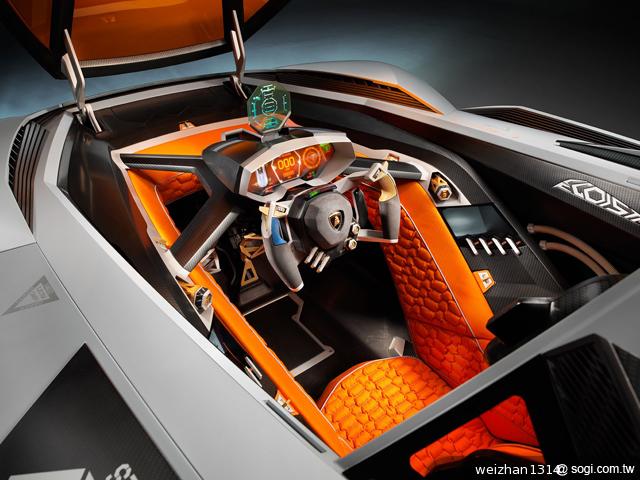Lamborghini-Egoista-概念車-賽車座椅-液晶螢幕顯示器