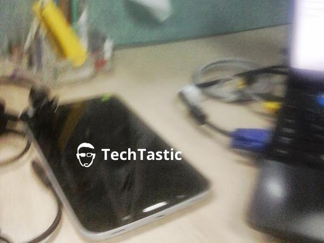 SAMSUNG-GALAXY-Tab3-8.0-黑色版-實機諜照