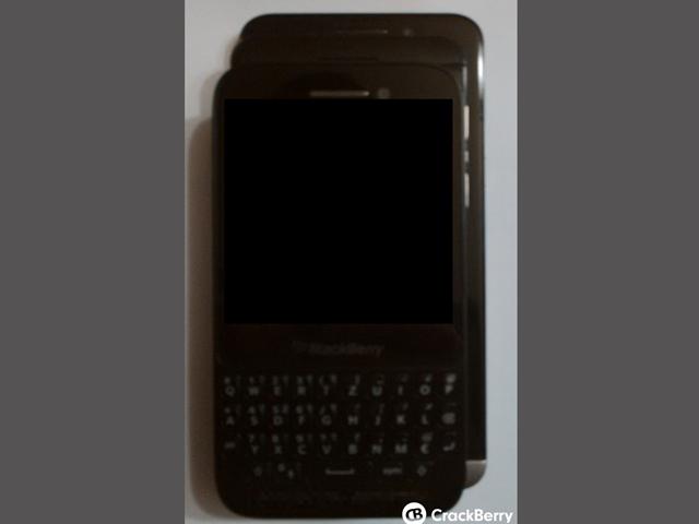 BlackBerry-Z30-諜照-Z10-Q5-外觀對比圖