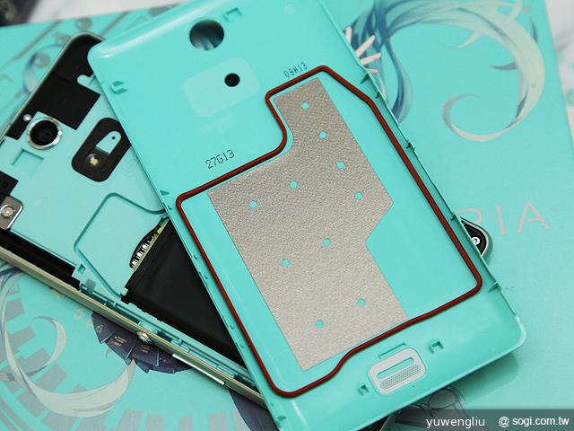 歌姬降临!初音版Sony Xperia A SO-04E实测【