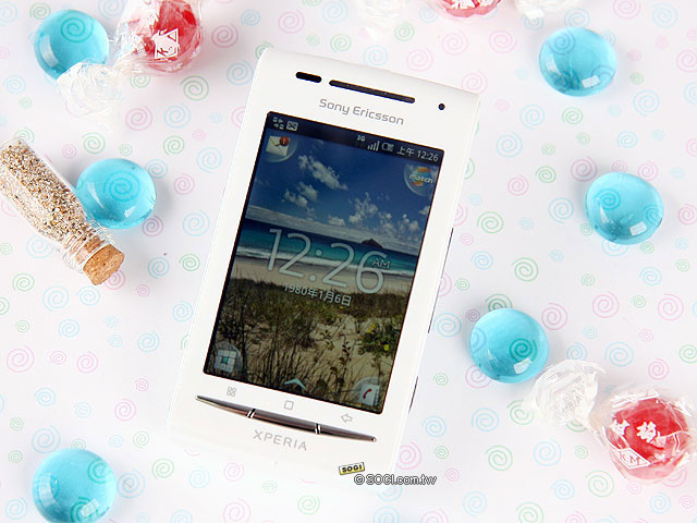 Xperia X8