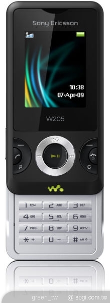 W205完備的音樂功能設計,讓美麗音符可以瀰漫在生活中每個角落,隨時讓音樂魅力,盡情釋放。