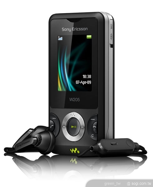 W205內建的多方電話簿,輕易將所有聯絡人分類管理,家人、同事、同學群組歸位,找尋更容易。W205如此內外兼具的精巧設計,搭配經濟合理的價位呈現,相信可以滿足更多使用者的需求。
