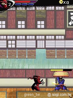 《忍逗風雲》這款遊戲中,一段段爾虞我詐、神鬼莫測的故事就此展開,玩家身為傑出的忍者殺手,必須運用一切方法過關斬將