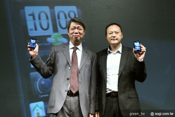 由執行長周永明親自主持HTC HD2 產品發表會，與HTC有著深厚交情的Microsoft全球執行長Steve Ballmer更親臨現場祝賀；而此次取得HD2台灣獨家代理權的台灣大哥大總經理張孝威也出席此場盛會。
