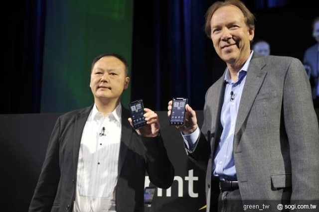 HTC EVO 4G-Peter Chou (CEO of HTC) & Dan Hesse (CEO of Sprint)