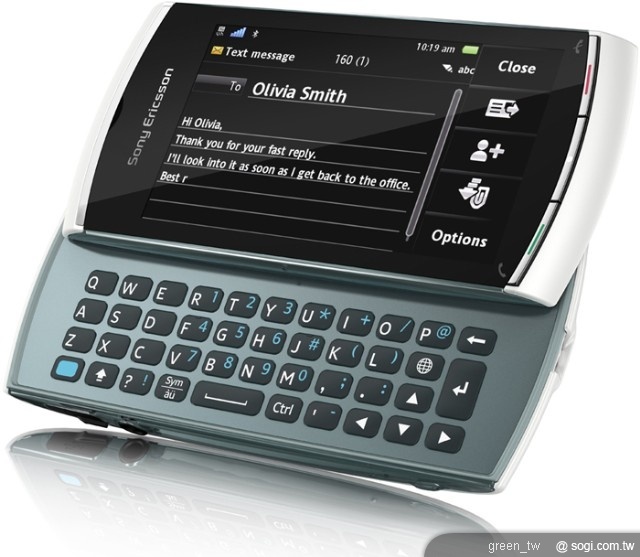Vivaz Pro_暮光白 Sony Ericsson Vivaz™ Pro 使用Symbian S60 v5.0 作業系統,搭載 720MHz 處理器,擁有 510萬畫素相機,配合自動對焦、臉部追蹤偵測與微笑偵測功能