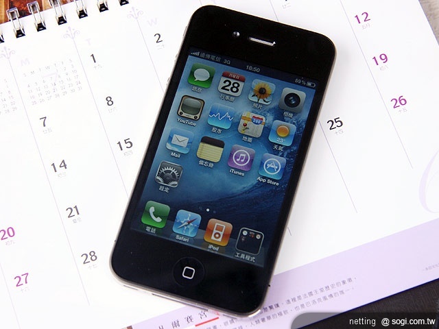新一代手機王者 – Apple iPhone 4