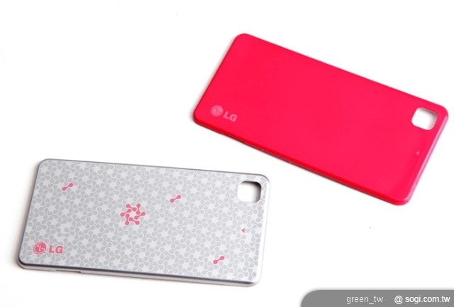 LG GD510 搭配指定費率，專案價 NTD 1,990。隨機再加贈 LG 原廠彩繪背蓋一組，一組二個隨機出貨，送完為止。