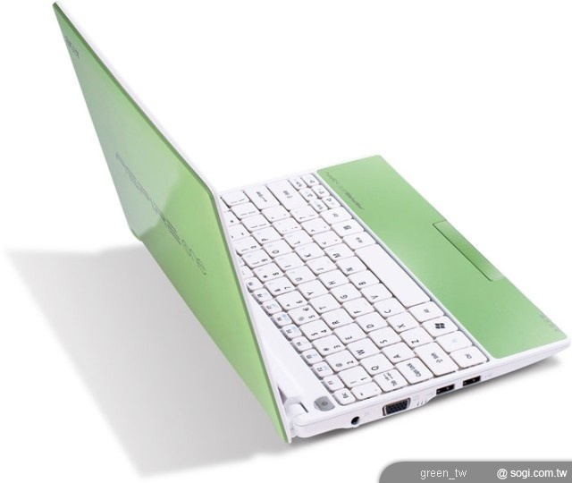 10.1 吋薄型 LED 鏡面寬螢幕的 Aspire one happy，提供藍雪花、桃花紅、薰衣紫及蘋果綠等四種繽紛色彩