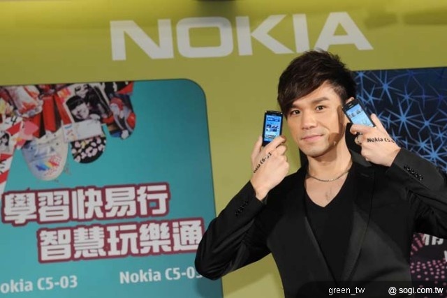 Nokia C6-01與C5-03 潮型手機兼具精巧智慧  有面子更有裡子