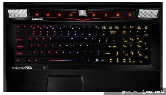 GT780採用SteelSeries遊戲鍵盤