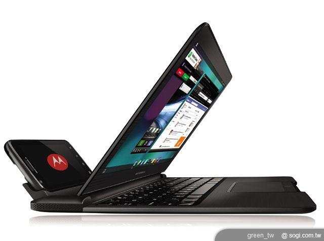 便攜型電腦式底座(Lapdock):重量僅 1.1 公斤