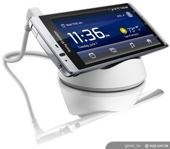 LiveDock讓消費者將 Sony Ericsson 智慧型手機與家中的設備完全整合